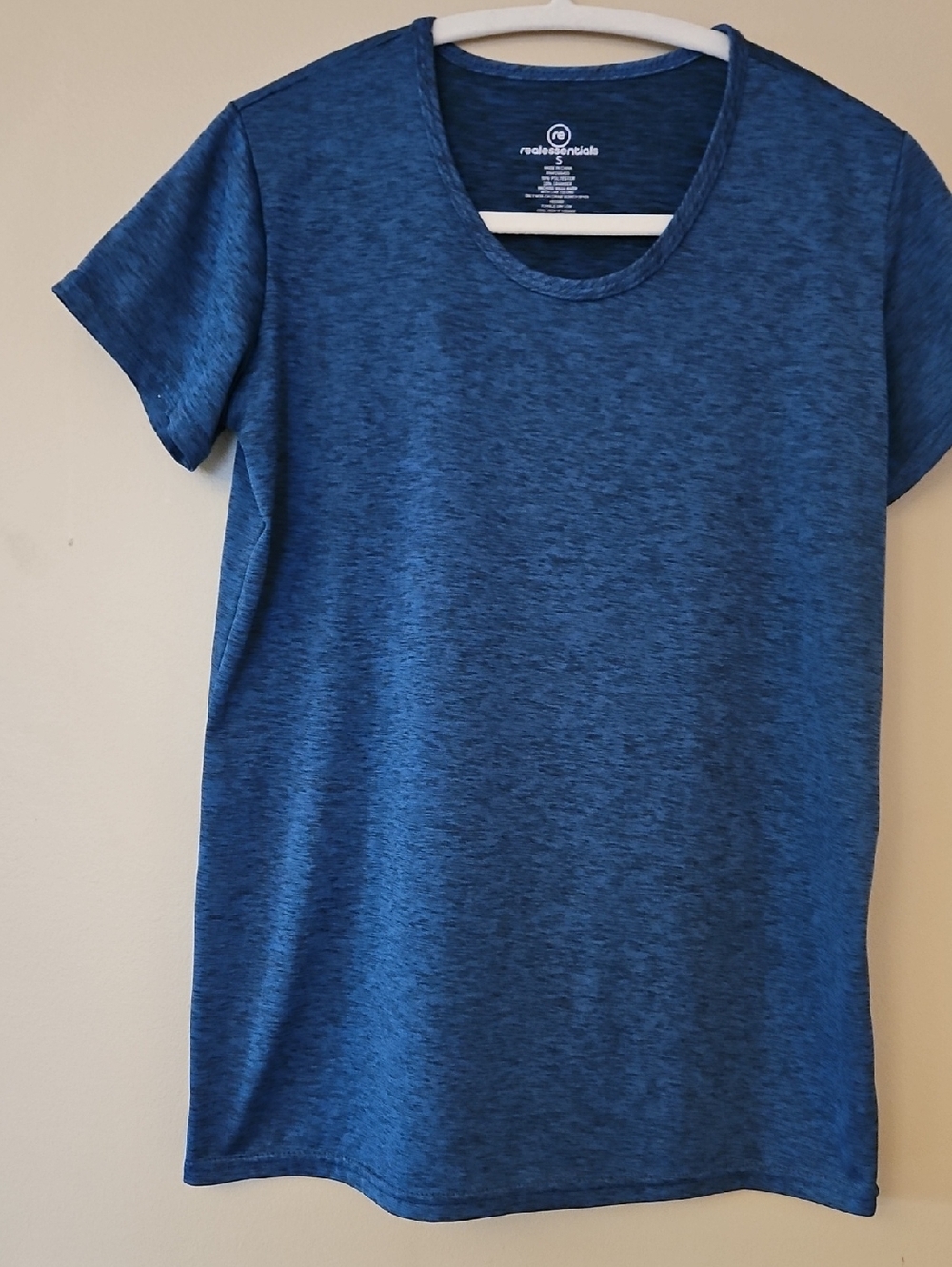 Real Essentials Womens Low Crew Neck Short Sleeve Tee Sz Sm